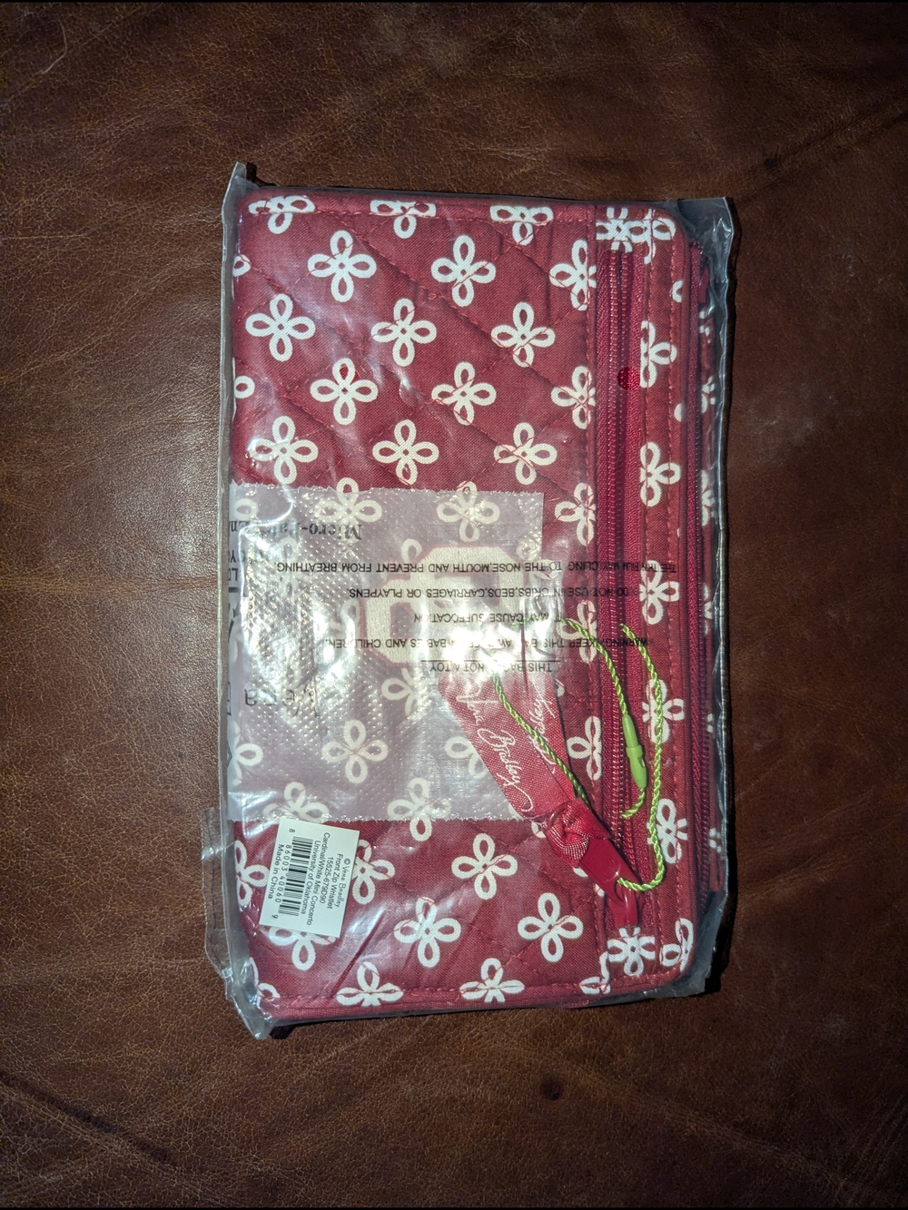 Vera Bradley University of Oklahoma Sooners Front Zip Wrist Wallet